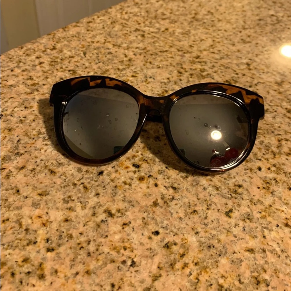 Quay sunglasses